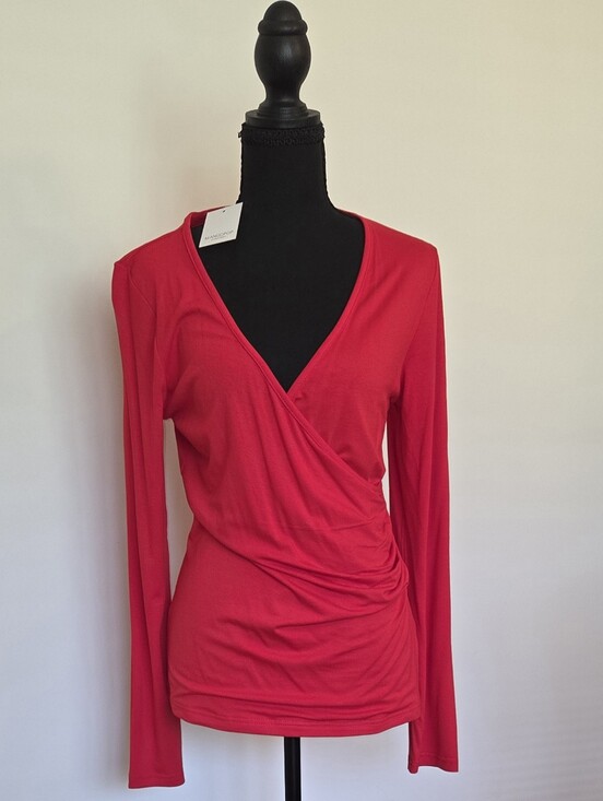 Tops - Red Wrap Top With Ruched Detail~~~NWT